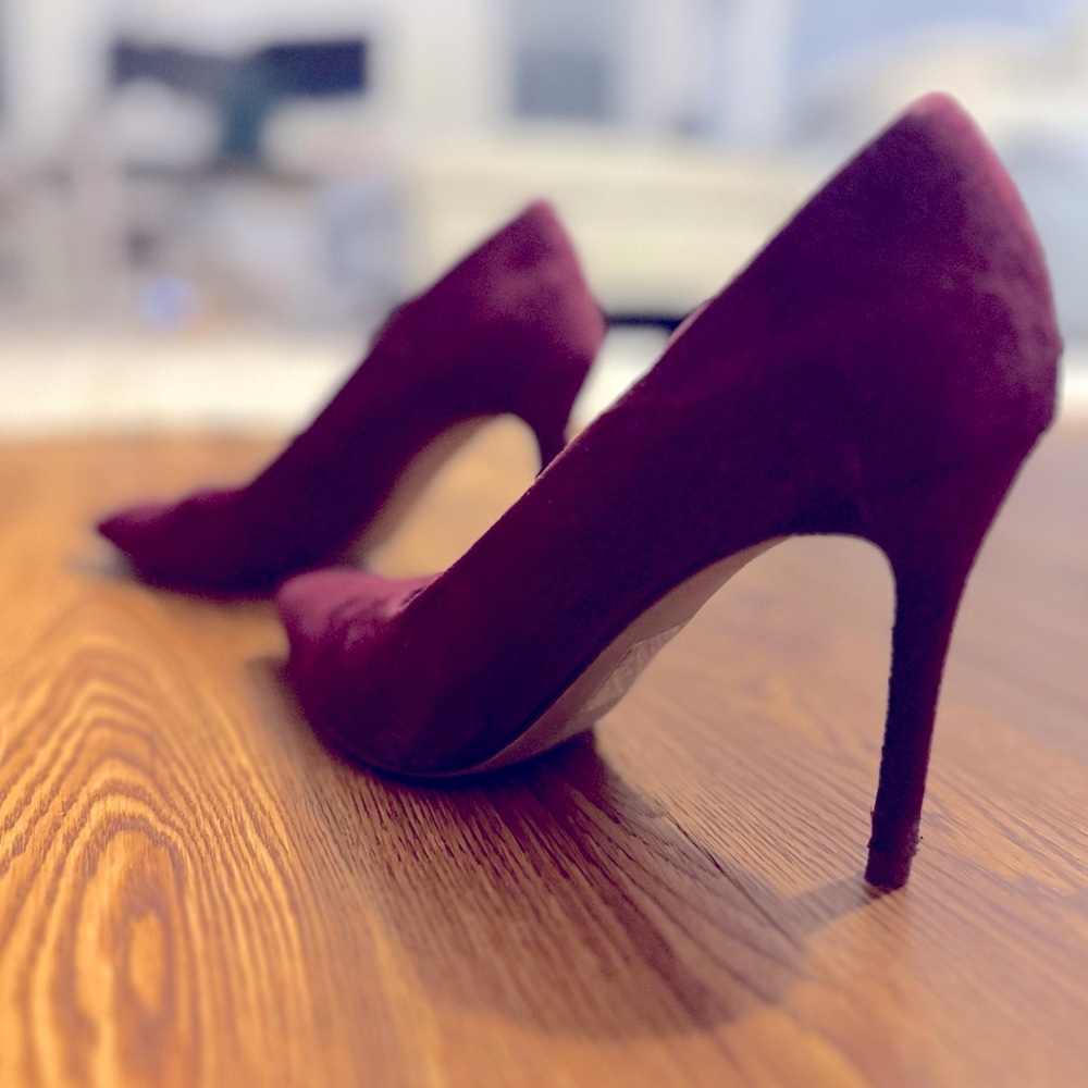 Velvet Burgundy Heels Size 8 Forever 21 Wine Maroon